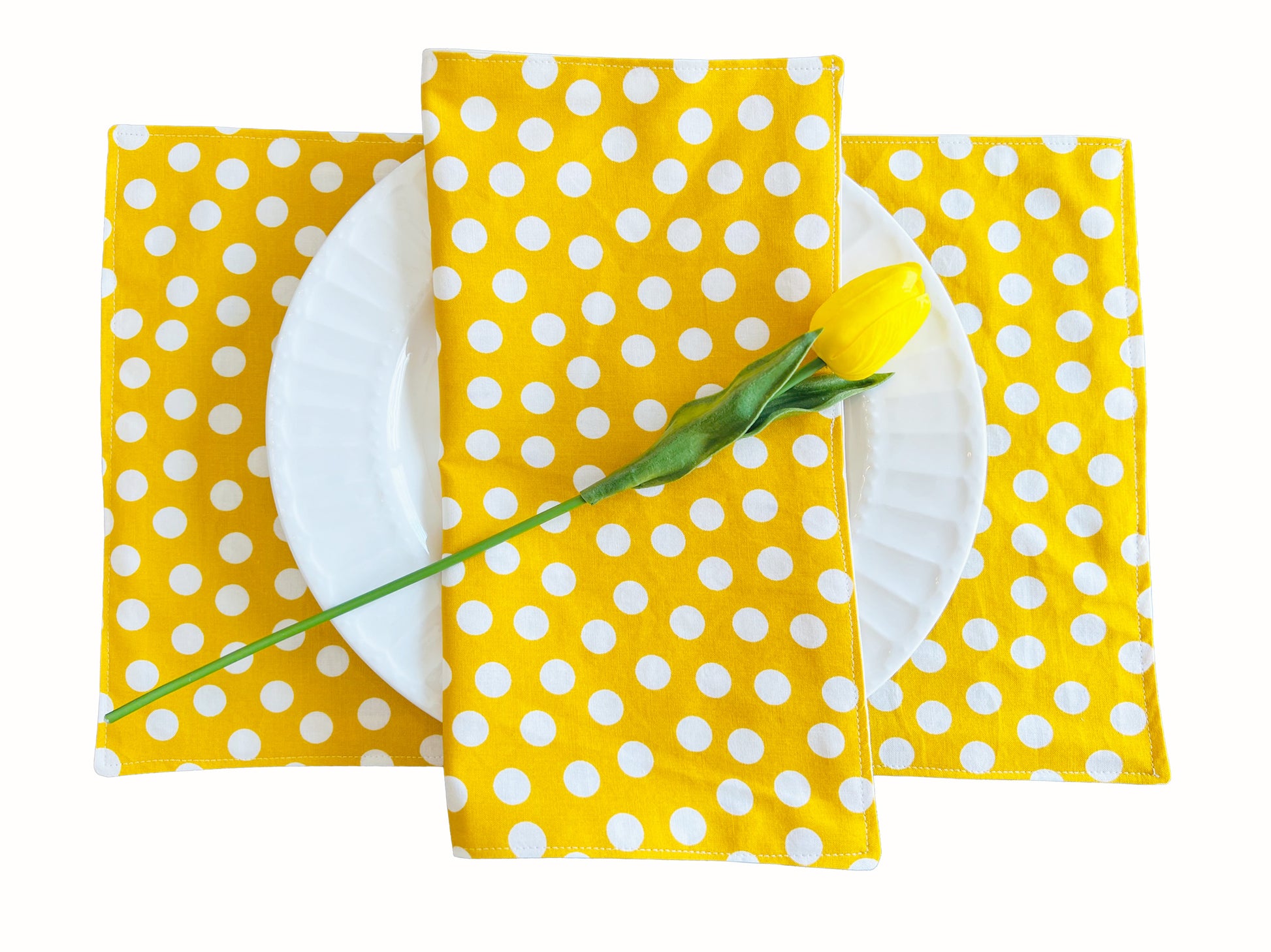 Dinner Napkins and Placemats Yellow Polka Dots